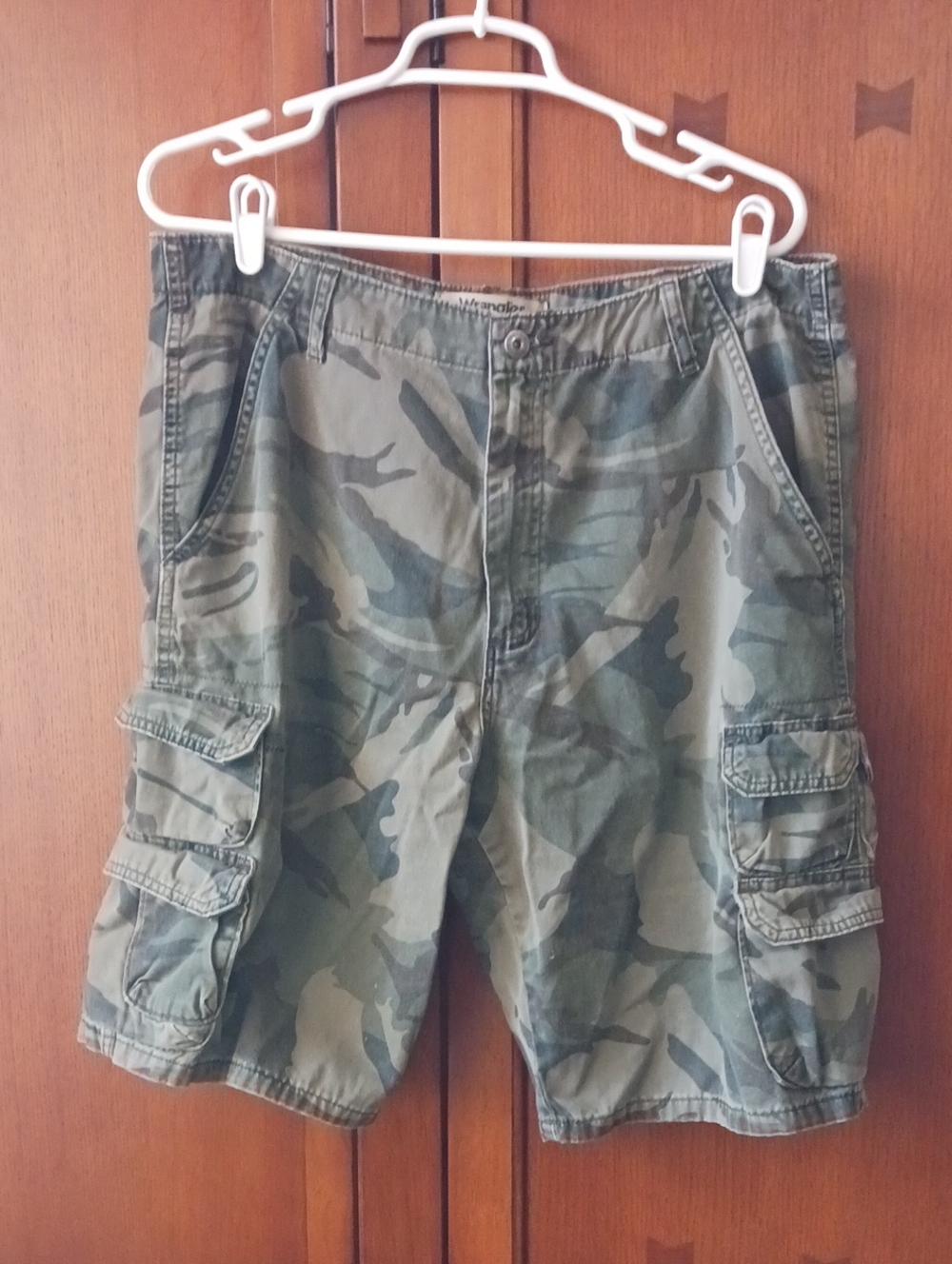 Wrangler Authentics Men's Camouflage Cargo Shorts in Green
